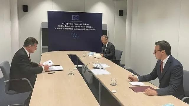 Bisedimet për targat në Bruksel pritet të vazhdojnë sot