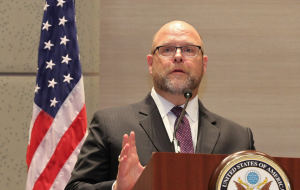 Ambasadori i SHBA-ve në Kosovë, Jeff Hovenier