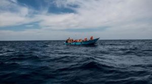 Më shumë se 130 emigrantë kanë vdekur duke u përpjekur të kalonin Detin Mesdhe nga Libia në Evropë. / Foto: BBC