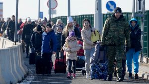 Refugjatët ukrainas rikthehen në atdhe