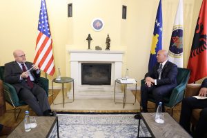 Kreu i AAK-së, Haradinaj në takim me ambasadorin amerikan, Hovenier