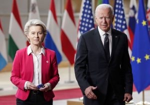 Presidenti i ShBA, Joe Biden dhe presidentja e Komisionit Evropian, Ursula Von Der Leyen.