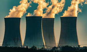 Franca shqyrton ndërtimin e 14 termocentraleve të reja bërthamore