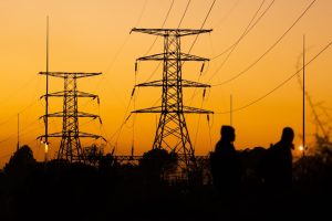 Qytetarët shqetësohen për rritjen e çmimit të energjisë elektrike