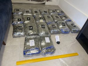Konfiskohen mbi 30 kg substancë narkotike, arrestohet i dyshuari