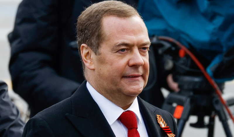 Ish-presidenti rus, Dmitry Medvedev