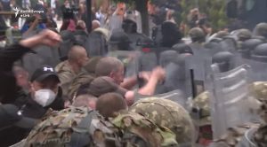 Kosovë: Përleshje mes protestuesve dhe trupave të KFOR-it