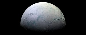 Enceladus fotografuar nga Cassini në 2008. NASA/JPL/Instituti i Shkencave Hapësinore
