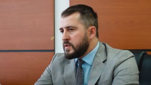 Deputeti i Partisë Demokratike të Kosovës (PDK), Mërgim Lushtaku