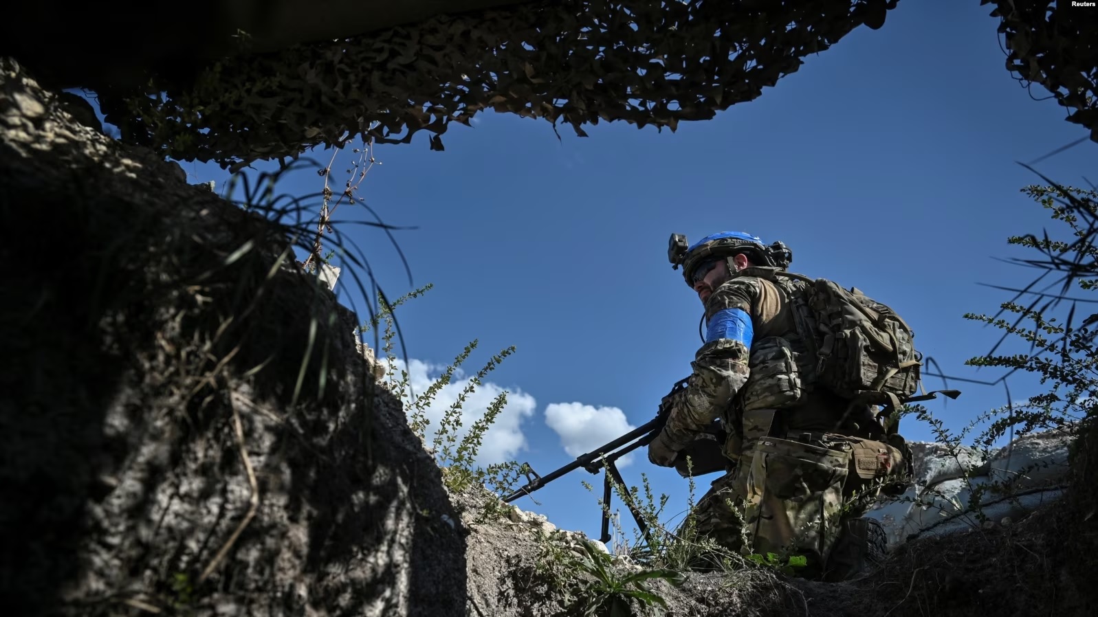 Ushtar ukrainas pranë qytetit Bakhmut. Foto: Reuters