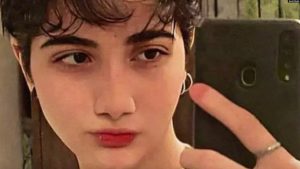 Adoleshentja iraniane, Armita Garavand.