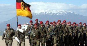 Mbërrin në Kosovë një kontingjent i ri i trupave gjermanë