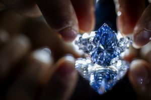 Diamanti “Bleu Royal”