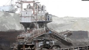 Gërmime të qymyrit pranë objektit më të madh të prodhimit të energjisë elektrike në Maqedoninë e Veriut. 12 tetor 2022.