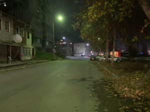 Pamje nga Mitrovica e Veriut pas sulmeve me bomba të njëpasnjëshme të martën e gjashtë dhjetorit.