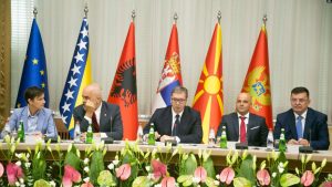 Liderët e disa prej vendeve të Ballkanit gjatë samitit të Ballkanit të Hapur në Beograd, gusht 2022.