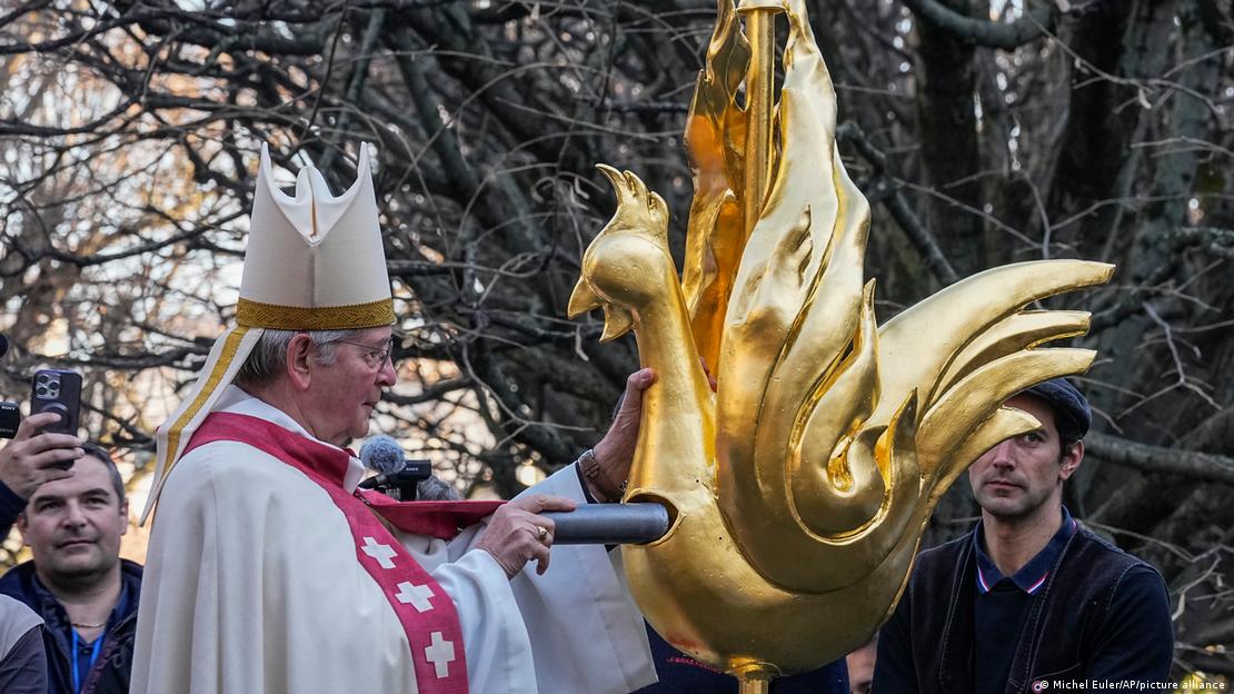Notre Dame me gjel të ri të artë në moment të rëndësishëm