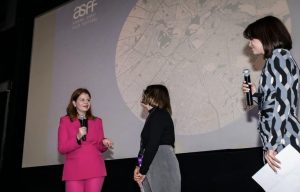 Filmi “Sheets”, i regjisores Evi Gjoni, fiton çmimin e parë në Athinë