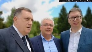 Nga e majta: Millorad Dodik, Andrija Mandiq dhe Aleksandar Vuçiq.