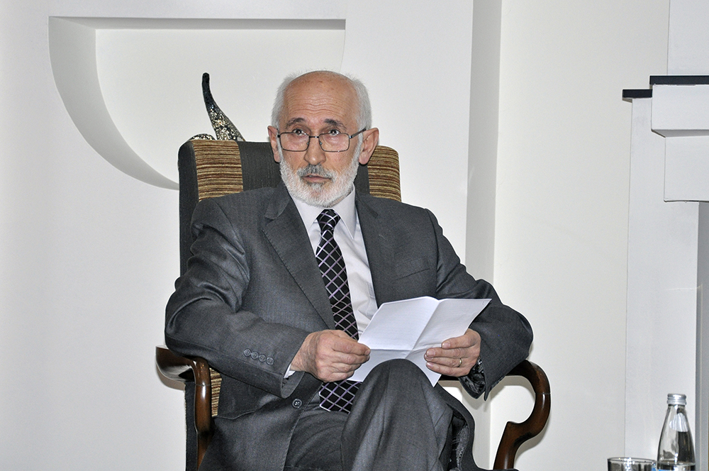 Agim Vinca, profesor universitar