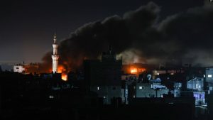 Bombardimet izraelite në Rafah, gjatë operacionit për shpëtimin e dy pengjeve. 12 shkurt 2024.