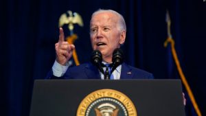 Presidenti amerikan Joe Biden kishte paralajmëruar ndërhyrje të pashmangshme, pasi një sulm me dron në bazën amerikane në Jordani i vrau tre ushtarë amerikanë më 28 janar.