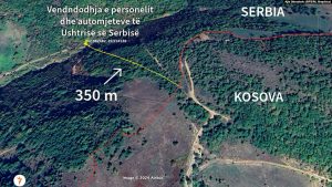 Ekipi i forenzikës i REL analizoi pamjet që shpërndau Kurti në rrjetet sociale dhe lokalizoi vendin ku ndodheshin automjetet ushtarake serbe.