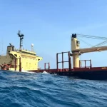 Fundoset në Detin e Kuq anija që ishte sulmuar nga rebelët Houthi