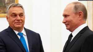 Kryeministri hungarez, Viktor Orban (majtas), dhe presidenti rus, Vladimir Putin.