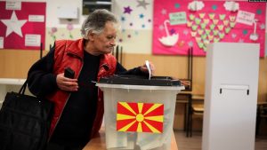 Votimi në zgjedhjet presidenciale në Maqedoninë e Veriut.