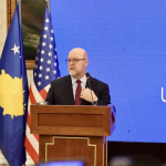 Ambasadori i SHBA-së në Kosovë, Jeffrey Hovenier