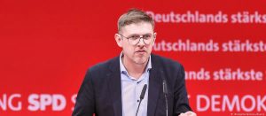 Politikani socialdemokrat, Matthias Ecke