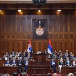 Deputetët e Kuvendit të Serbisë duke debatuar për zgjedhjen e Qeverisë së re, 1 maj 2024.