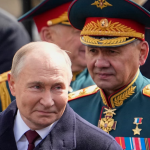 Presidenti rus, Vladimir Putin, dhe ish-ministri i mbrojtjes, Sergei Shoigu
