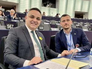 Adnan Dibrani, eurodeputeti i parë shqiptar nga Kosova