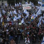 Mijëra izraelitë protestojnë kundër Kryeministrit Netanyahu
