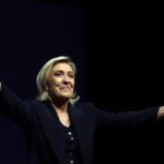 Marine Le Pen pas rezultateve të raundit të parë të zgjedhjeve të parakohshme legjislative, 30 qershor 2024.