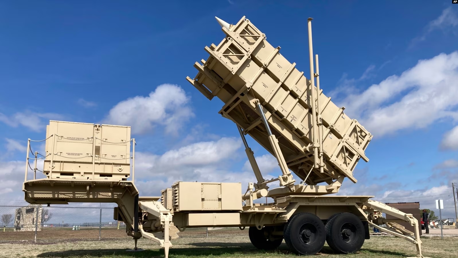 SHBA-ja do ta furnizojë Ukrainën menjëherë me raketa të mbrojtjes ajrore