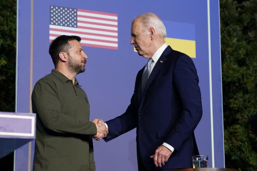 Presidenti Biden do të lejojë Ukrainën të përdorë armë amerikane për sulme brenda Rusisë