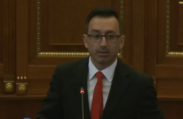 Kryetari i Kuvendit të Kosovës, Dimal Basha: Nuk kam shkruar asgjë kundër UÇK-së, akuzat janë shpifje