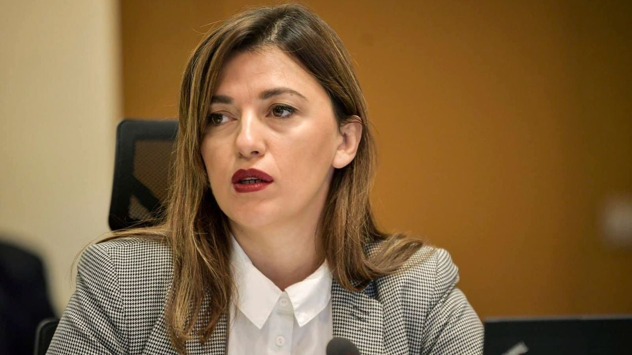 “Nuk duam zgjedhje”, Albulena Haxhiu: Kjo e sotmja mund të jetë seanca e fundit!