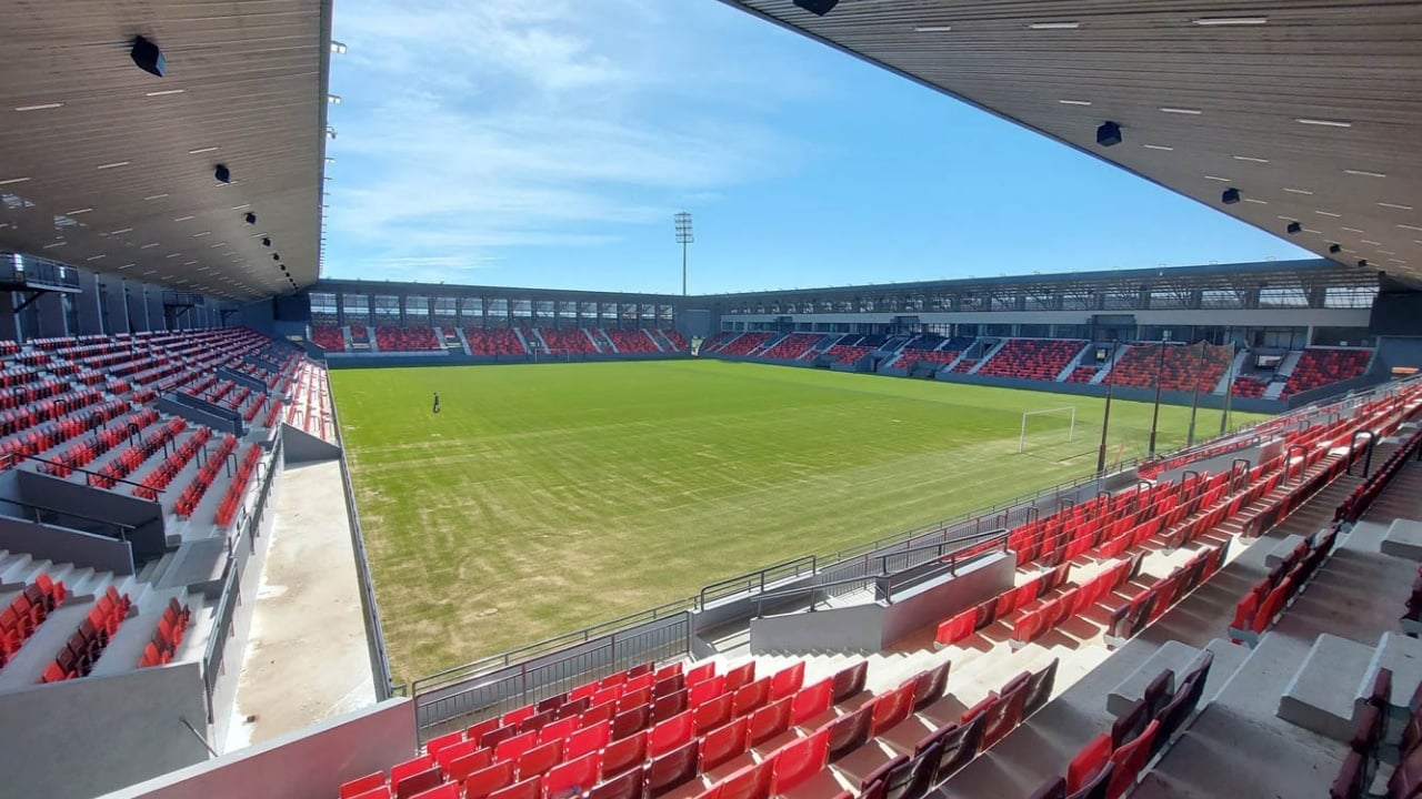 Zyrtare  UEFA jep dritën  jeshile   ndeshja Serbi Shqipëri nuk do të luhet në Beograd