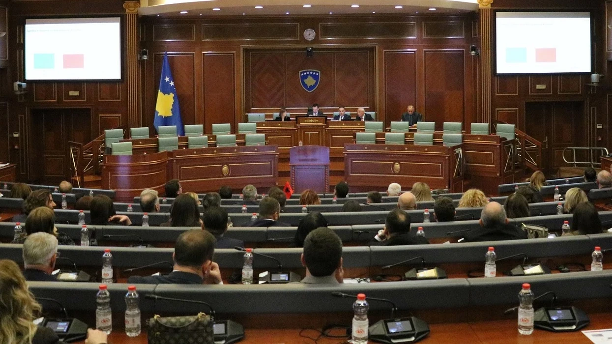 Dështon sërish formimi i qeverisë në Kosovë  Parlamenti nuk voton Glauk Konjufcën