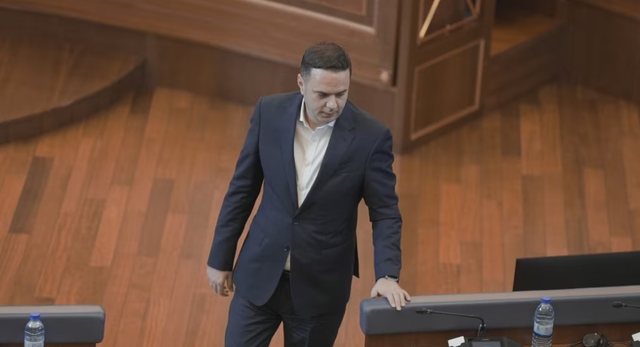 Zgjedhjet e parakohshme në Kosovë  LDK propozon Abdixhikun si kandidat për kryeministër