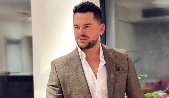 Ndërron jetë në moshën 40 vjeçare këngëtari Shpat Kasapi