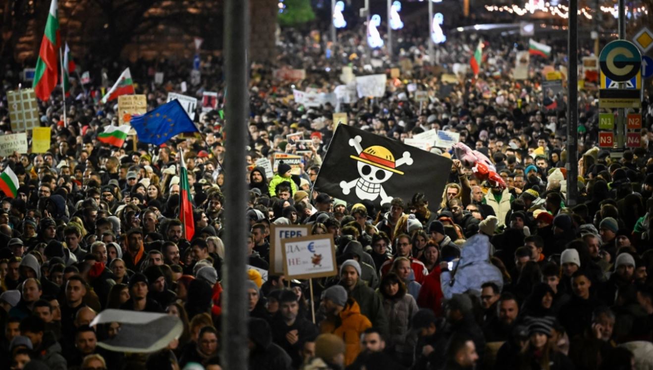 Protestë masive kundër rritjes së buxhetit në Bullgari