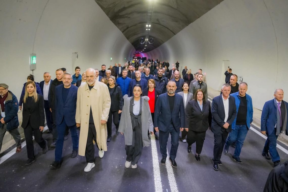 BIRN  U inaugurua për fushatë pa kolaudim  tuneli i Murrizit ngre pikëpyetje për sigurinë
