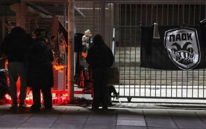 Vdesin në aksident në Rumani 7 tifozë të PAOK  mes viktimave dhe 1 shqiptar   tjetri plagoset rëndë  EMRAT 