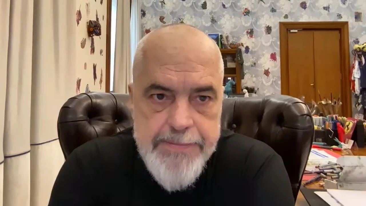  Kërkuat rritje pagash edhe për ata që i përjashtoi vettingu   Rama i përgjigjet Shoqatës së Gjyqtarëve  Doni që të përfitojnë edhe të korruptuarit