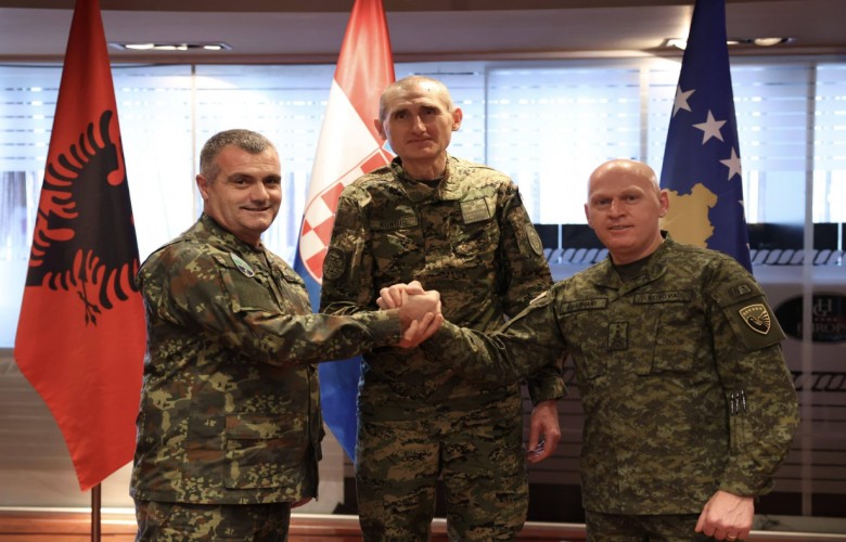 Takohen shefat ushtarak nga Kosova  Shqipëria e Kroacia